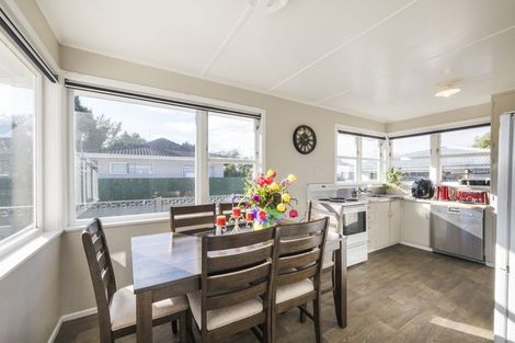 Photo of property in 582 Pioneer Highway, Highbury, Palmerston North, 4412