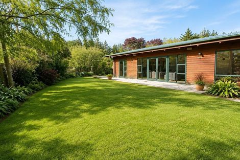 Photo of property in 4 Kiwi Avenue, Waikuku Beach, 7473