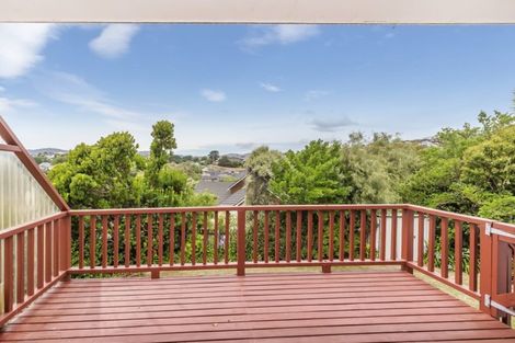 Photo of property in 33 Shackle Lane, Whitby, Porirua, 5024