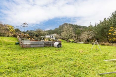 Photo of property in 749 Motukawa Road, Tarata, Inglewood, 4387