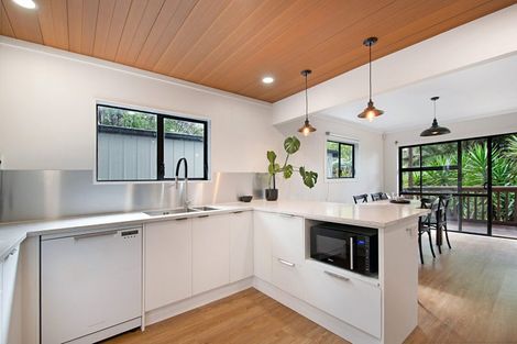 Photo of property in 169 Wairere Road, Waitakere, Henderson, 0782