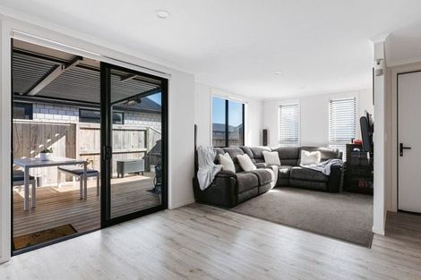 Photo of property in 16 Anchor Crescent, Papamoa, 3118