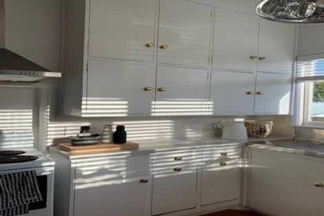 Photo of property in 66 Moire Road, Massey, Auckland, 0614