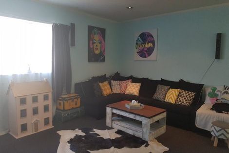 Photo of property in 100 Rangituhi Crescent, Takapuwahia, Porirua, 5022