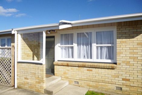 Photo of property in 1/28 Storey Avenue, Forest Lake, Hamilton, 3200