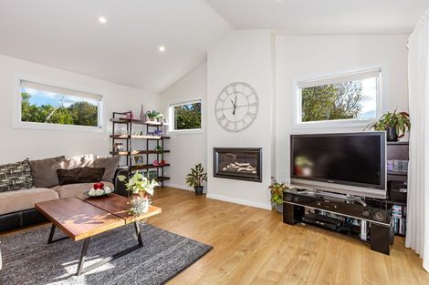 Photo of property in 18 Colin Grove, Hutt Central, Lower Hutt, 5010