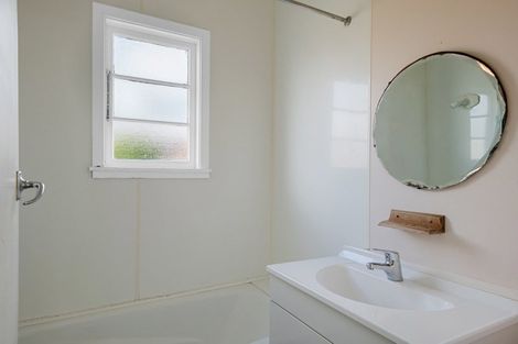 Photo of property in 26 Power Street, Levin, 5510