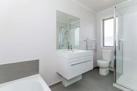 Photo of property in 3/1 Hibiscus Avenue, Hamilton Lake, Hamilton, 3204