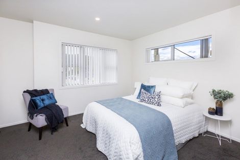 Photo of property in 1115a High Street, Taita, Lower Hutt, 5011