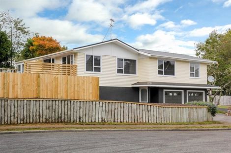 Photo of property in 2 Wayne Place, Ferndale, New Plymouth, 4310
