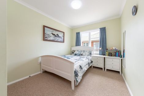 Photo of property in 19 Oxford Crescent, Ebdentown, Upper Hutt, 5018