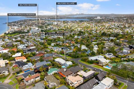 Photo of property in 1/67 Seaview Road, Castor Bay, Auckland, 0620