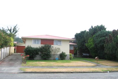 Photo of property in 21 Brightwater Crescent, Totara Park, Upper Hutt, 5018
