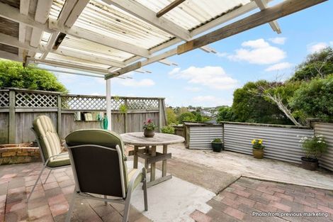 Photo of property in 4 Brian Crescent, Stanmore Bay, Whangaparaoa, 0932
