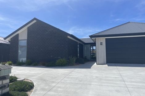 Photo of property in 15 Medusa Lane, Pegasus, 7612