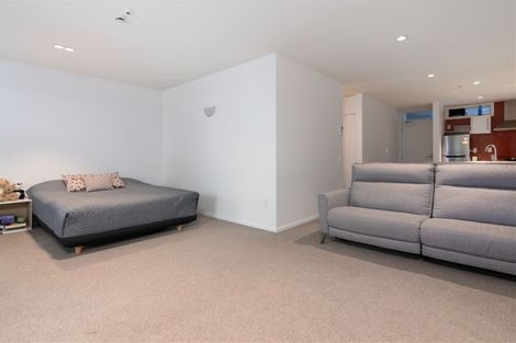 Photo of property in 2-06/424 Maunganui Road, Mount Maunganui, 3116