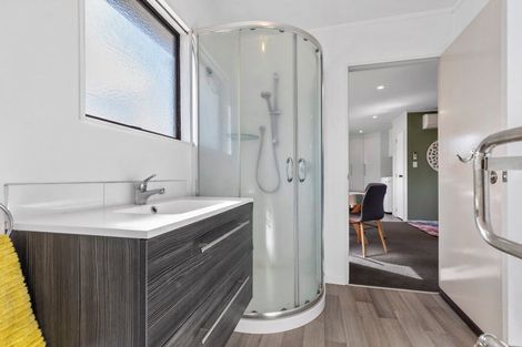 Photo of property in 16b Doncaster Drive, Papamoa Beach, Papamoa, 3118