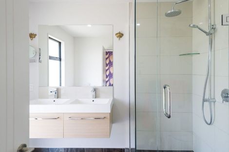 Photo of property in 15 Whitnall Street, Halswell, Christchurch, 8025