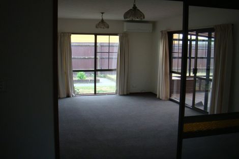 Photo of property in 43a Oakhampton Street, Hornby, Christchurch, 8042