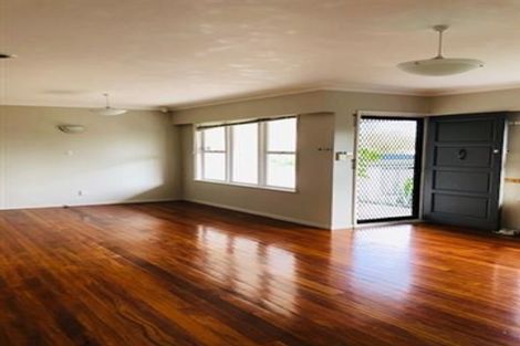 Photo of property in 3/19 Mount Carmel Place, Meadowbank, Auckland, 1072