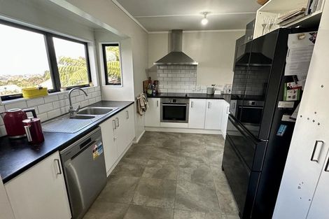 Photo of property in 22 Gainsborough Grove, Belmont, Lower Hutt, 5010