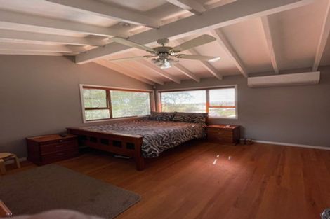 Photo of property in 50 Highland Park Drive, Highland Park, Auckland, 2010