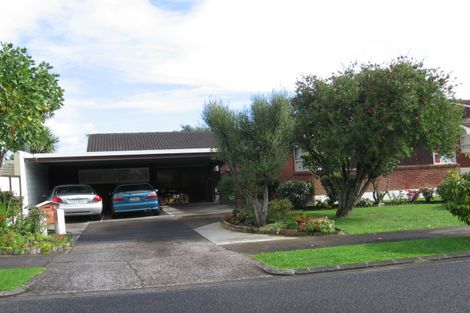 Photo of property in 11 Tercel Place, Sunnyhills, Auckland, 2010