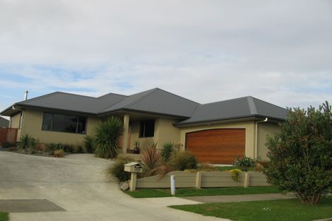 Photo of property in 159 Ruapehu Drive, Fitzherbert, Palmerston North, 4410