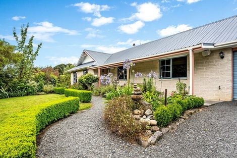 Photo of property in 5d Janet Frame Way, Whitemans Valley, Upper Hutt, 5371