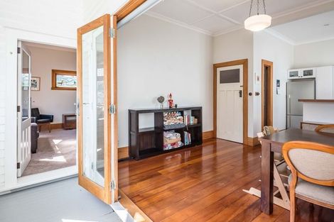 Photo of property in 2a Dawson Street, Berhampore, Wellington, 6023