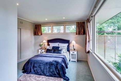 Photo of property in 16 Saint Georges Road, Karamu, Hastings, 4172