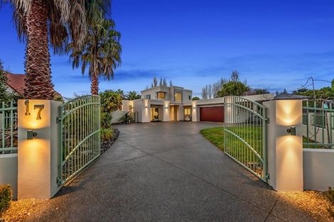 Photo of property in 17 Longwood Place, Harrowfield, Hamilton, 3210