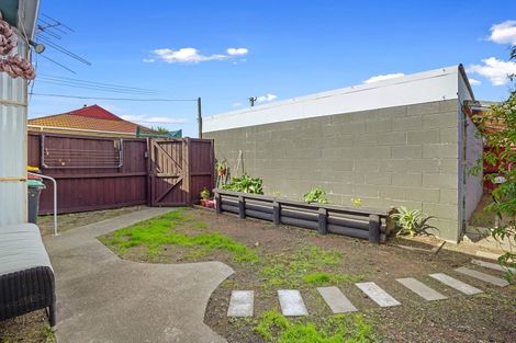 Photo of property in 1/374 Pages Road, Aranui, Christchurch, 8061