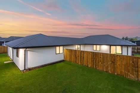 Photo of property in 53 River Stone Drive, Halswell, Christchurch, 8025