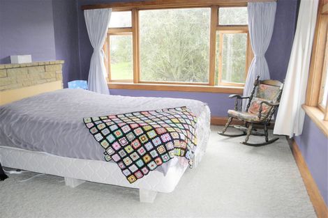 Photo of property in 77-79 Newcastle Street, Hampden, 9410