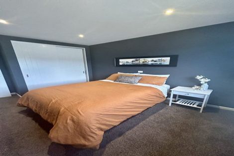 Photo of property in 5 Old Racecourse Road, Albert Town, Wanaka, 9305