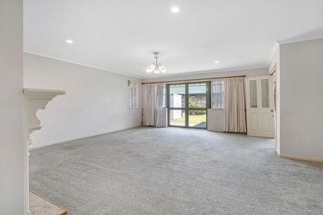 Photo of property in 30 Strachan Way, Highbury, Palmerston North, 4412
