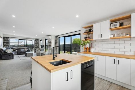 Photo of property in 38 Grandview Road, Lake Hawea, Wanaka, 9382