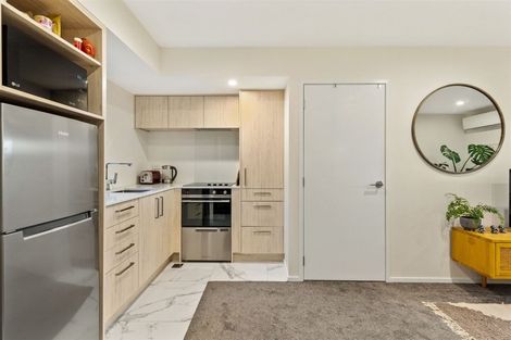 Photo of property in 8/45 Vera Road, Te Atatu South, Auckland, 0610