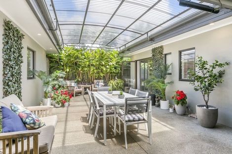 Photo of property in 30 Maxwelton Drive, Mairangi Bay, Auckland, 0630