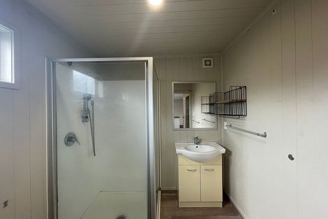 Photo of property in 2 Caserta Place, Clover Park, Auckland, 2023