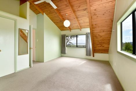 Photo of property in 136 Mclachlan Road, Kaukapakapa, Warkworth, 0984