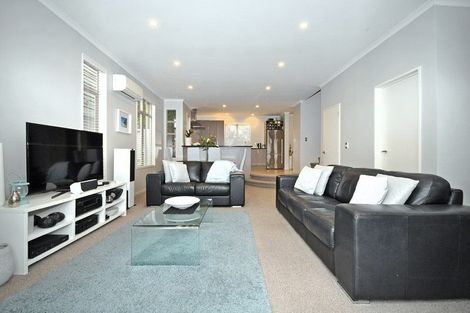 Photo of property in 107 Baverstock Road, Flat Bush, Auckland, 2016