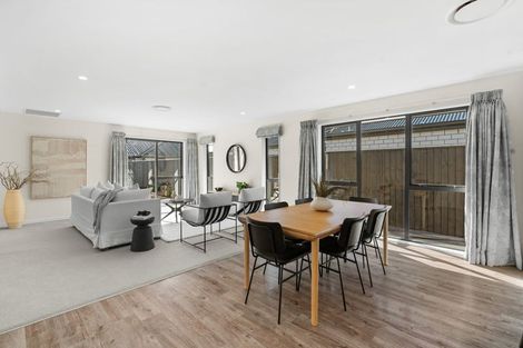 Photo of property in 16 Helen Place, Halswell, Christchurch, 8025