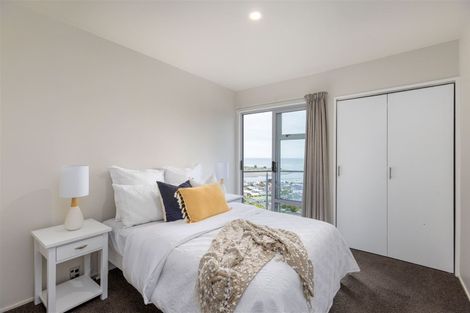 Photo of property in 16 Glendevere Terrace, Redcliffs, Christchurch, 8081