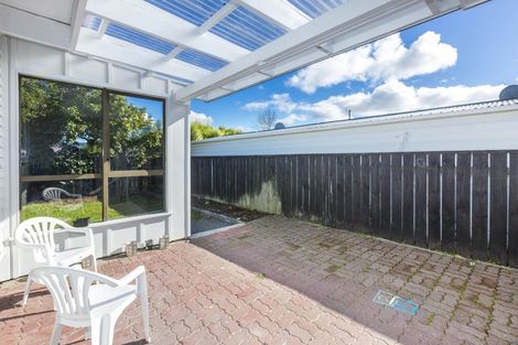 Photo of property in 21 Totara Park Road, Clouston Park, Upper Hutt, 5018