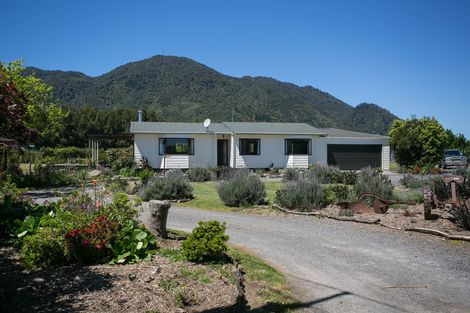 Photo of property in 35 Tui Pa Road, Te Aroha, 3392