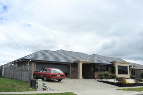 Photo of property in 27 Monaco View, Stoke, Nelson, 7011