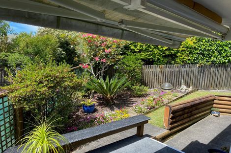 Photo of property in 35 Yorke Road, Haruru, 0204