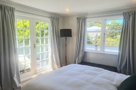 Photo of property in 8 Omar Street, Khandallah, Wellington, 6035